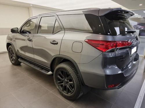 Toyota Hilux Sw4 Tdi Srx 4x4 At 7 Asientos 2020 - Lenken