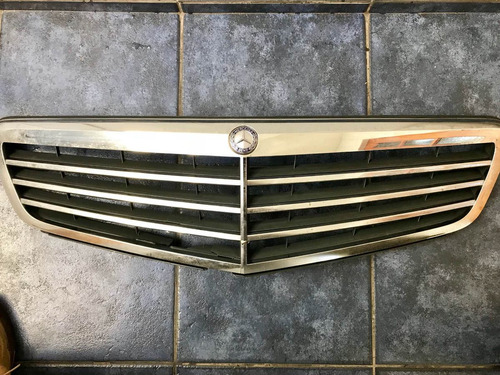 Máscara Capo Mercedes Benz C180