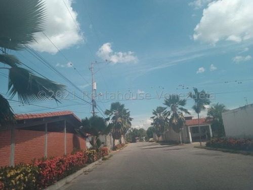 Imagen 27 de 30 de Casas En Venta Ribereña Cabusare Lara 3 Habitaciones 2 Baños 1 P/e Cod # 22 - 11058 Katty Vasquez Rentahouse 412-1498654 Contactame. Excelente Bajo Precio De Oportunidad E Inversion. Negociable !!!