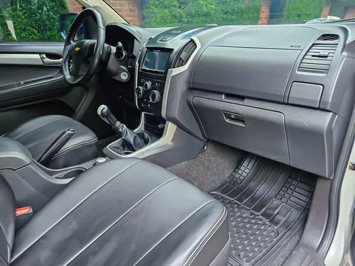 Chevrolet D-Max LS MT 2.5L 4X4 AA 2AB ABS DIESEL FE