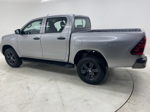 Imagen 3 de 11 de Toyota Hilux Sr T/m 2021 Nueva De Agencia