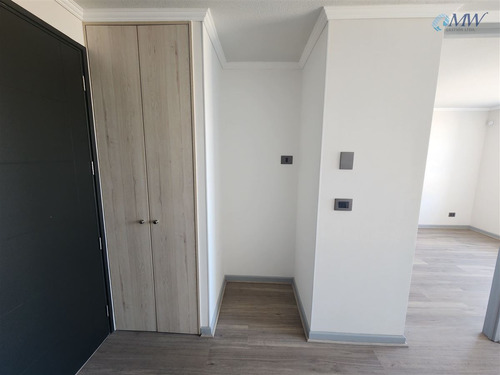 Departamento En Venta De 1d 1b. En Huechuraba. Sin Comisión