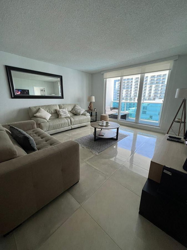 Imagen 13 de 30 de Departamento - Miami Beach