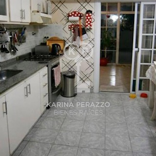 Imagen 8 de 14 de Triplex De 4 Ambientes