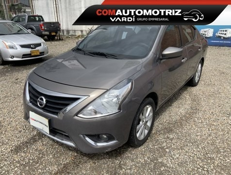 Nissan Versa Advance Id 39413 Modelo 2017