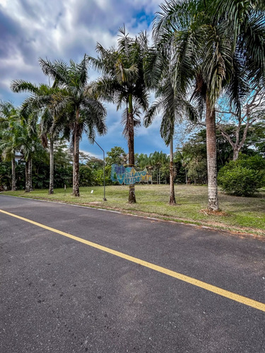 En Venta Lote Campestre En Condominio La Florida (vía Restrepo)