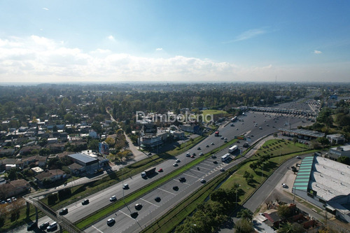 Terreno Lote En Venta Ubicado En Colectora Acceso Oeste - Ituzaingó, G.b.a. Zona Oeste, Argentina