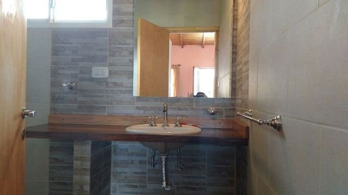 Moderna Casa En Barrio Privado Las Lomas