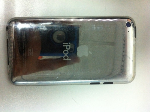 iPod Touch 4ta Generación 16g Excelente Estado M-a1367 Origi
