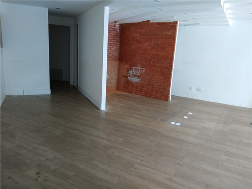 Loja, Qrts Para Para Aluguel, Com 100,00 M², No Santa Lúcia,vitória. - 486