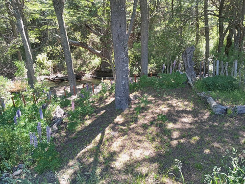 Cabaña En Venta En Villa Lago Meliquina. San Martin De Los Andes, Patagonia. Con Arroyo. Dueño Vende.