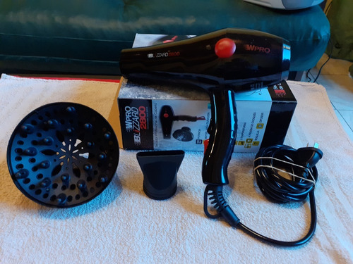 Secador De Pelo Profesional Blizzard 2800 Con Difusor