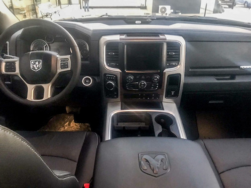 Imagen 8 de 16 de Ram 1500 Laramie At8 4x4 0km