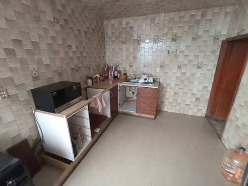 Casa En Venta A Una Calle Del Metro San Andrés Tomatlán, A 8 Min Del Zoológico Los Coyotes Y A 5 Min De Portal Lomas Estrella, En Calle Roberto Fulton Colonia Nuevo Fuego, Iztapalapa, Cdmx - Lc25-zf