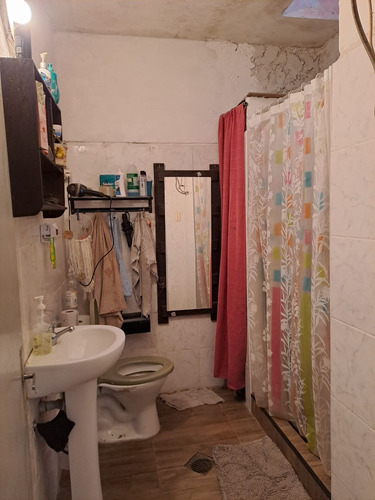 Se Vende Casa Con 2 Apartamentos En Centro De Tacuarembó