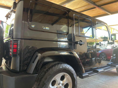 Jeep Wrangler 3.6 3p Sahara V6 4x4 At