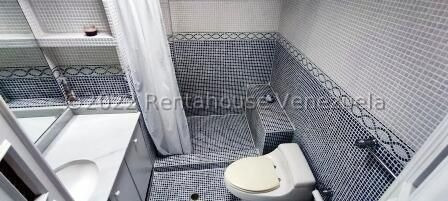 Imagen 17 de 21 de Casa En Venta 22-20489 En Cumbres De Curumo Wp 04120104330