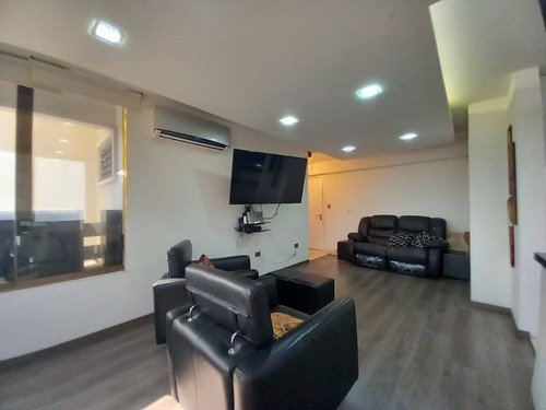 Se Vende/alquila Apartamento 74m2 El Rosal 9393