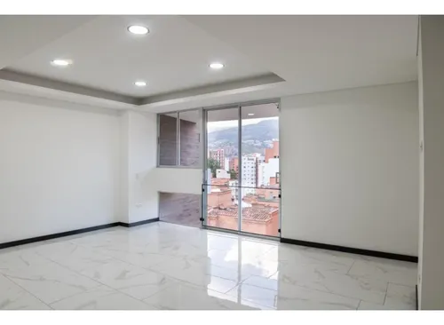 Apartamento A La Venta En Laureles