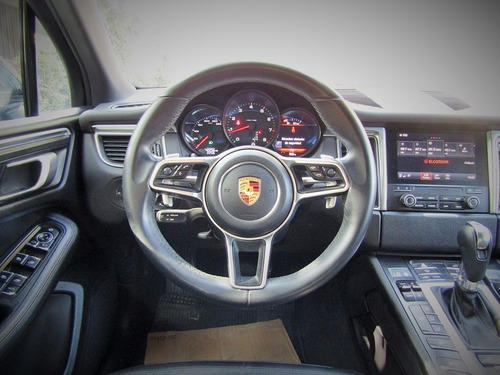 Porsche MACAN R4 MACAN R4