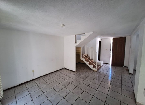 Casa En Venta En Queretaro, Villas Bajío, Villas Campestre, San José De Los Olvera. Fc