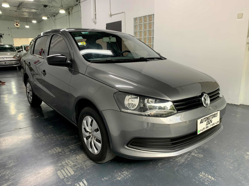 Imagen 3 de 13 de Volkswagen Voyage 1.6 Comfortline 101cv 2013