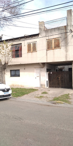 Imagen 1 de 17 de Venta De Propiedad En Block; La Plata: Galpón + Departamentos, Sobre Lote De 9 X 30