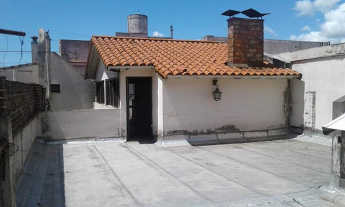 Imagen 2 de 14 de Venta Galpon/ Deposito C/ Vivienda 568 M2 Valentin Alsina Lanus