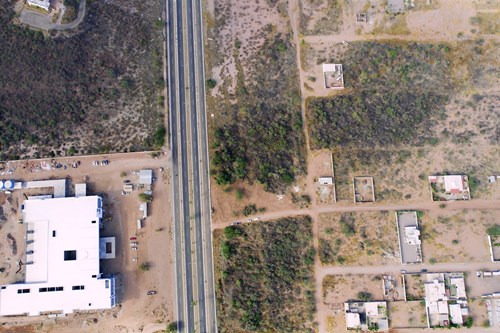 Terreno De 1,000 M2 Sobre El Blvd Tetakawi Con Vista Parcial Al Mar