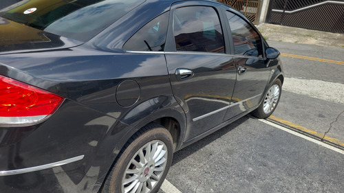 Fiat Linea 1.9 16v Absolute Flex Dualogic 4p