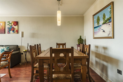 Departamento En Venta De 2 Dorm. En Las Condes