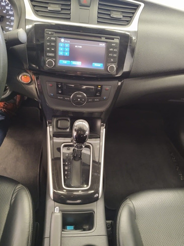 Imagen 14 de 15 de Nissan Sentra 2018 1.8 Exclusive At Cvt