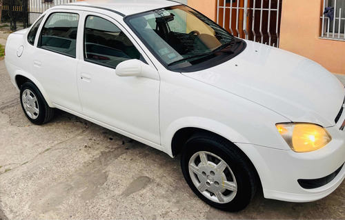 Imagen 2 de 7 de Chevrolet Classic 2015 1.4 Ls Abs Airbag