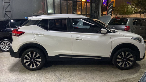Nissan Kicks KICKS SV 1.6 16V FlexStar 5p Aut.