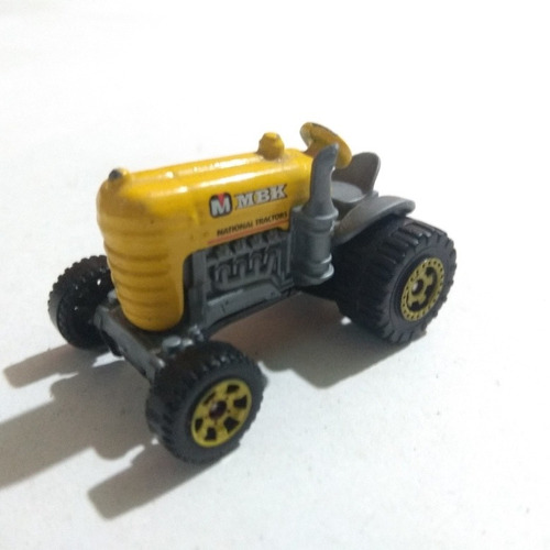 Matchbox Tractor Granja National Tractors Amarillo  Mbk