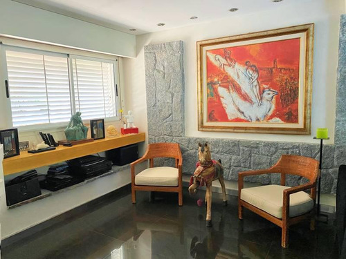 Impecable Casa En Martinez De Libertador Al Rio.