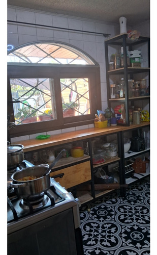 Casa De 98 M2 Y Excelente Conectividad En Claudio Arrau
