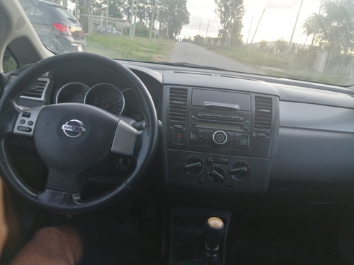 Nissan Tiida 2012 1.8 Special Edition Mt