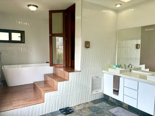 Espectacular Penthouse De Dos Niveles En El Poblado. Código 44