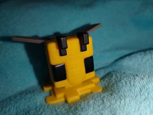 Minecraft Mcdonald's Colaboración 2025, (bee) Abeja