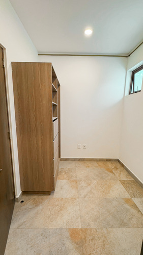 Depto. Emae | Departamento 4 Recámaras En Venta En Real Antigua, Zona Esmeralda