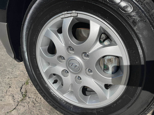 Imagen 7 de 15 de Hyundai H1 2.5 Premium 1 170cv At 2013 2234003316