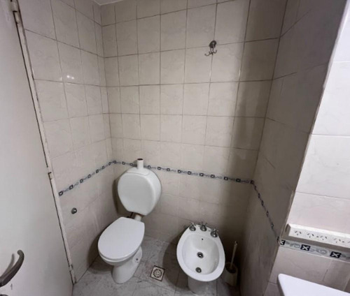 Departamento Dos Ambientes Sobre Talcahuano Al 1000, Caba