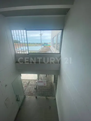 Local Comercial En Arriendo