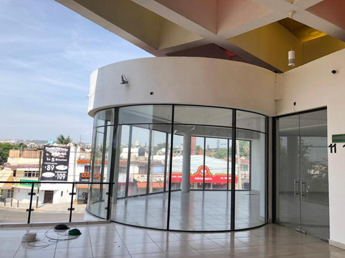 Local En Venta O Renta En La Col. Arbide, Leon, Gto. En Plaza Nicaragua Con Elevador,estacionamiento