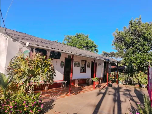 Finca En Yolombo Vereda Marquesa