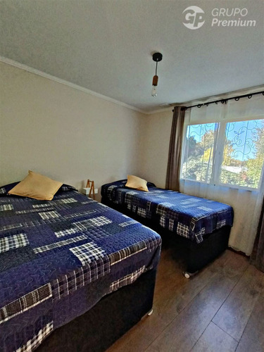 Casa En Venta De 4 Dorm. En Pucón