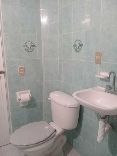 Se Rentan; Departamentos, Estudio, Cuartos O Roomies, Estudiantes