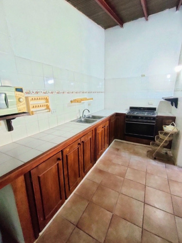 Imagen 9 de 14 de Casa En Venta En Puerto Piritu A 2 Cuadras De La Playa .