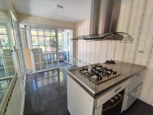 Se Vende Casa En Barrio Dalvian, Mendoza